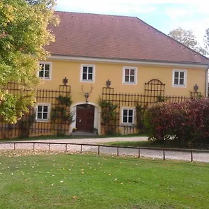 https://schloss-jetzendorf-verwalterhaus.com-bavaria.com