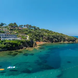 https://hotel-dino-capoliveri.it-tuscanyhotel.com